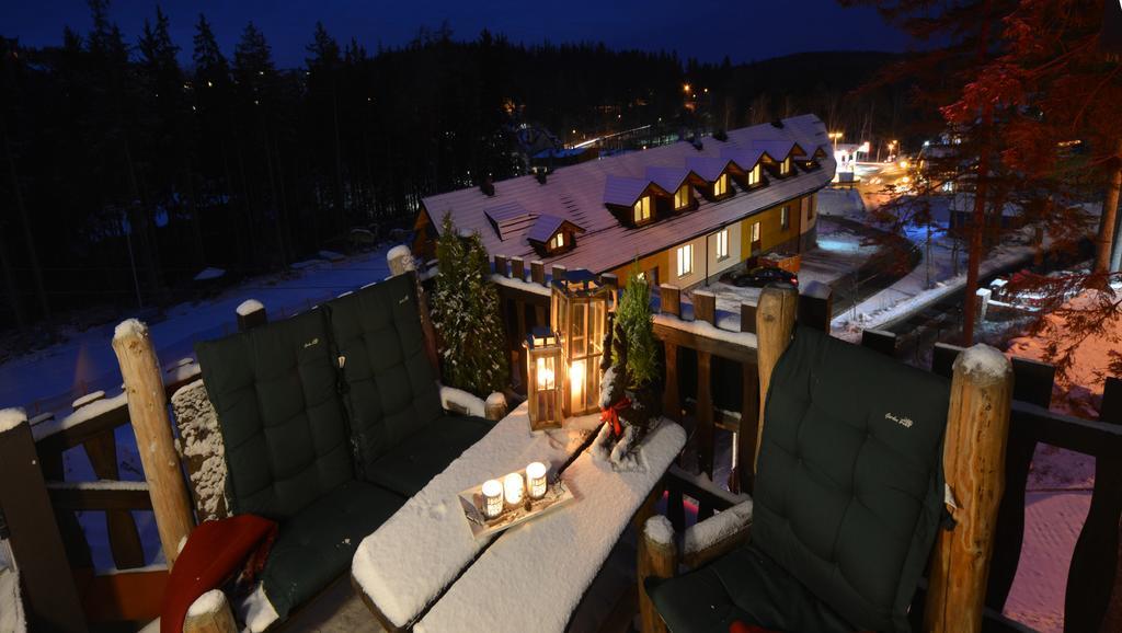 Safir Przy Samym Wyciagu Bed and Breakfast Karpacz Exteriör bild